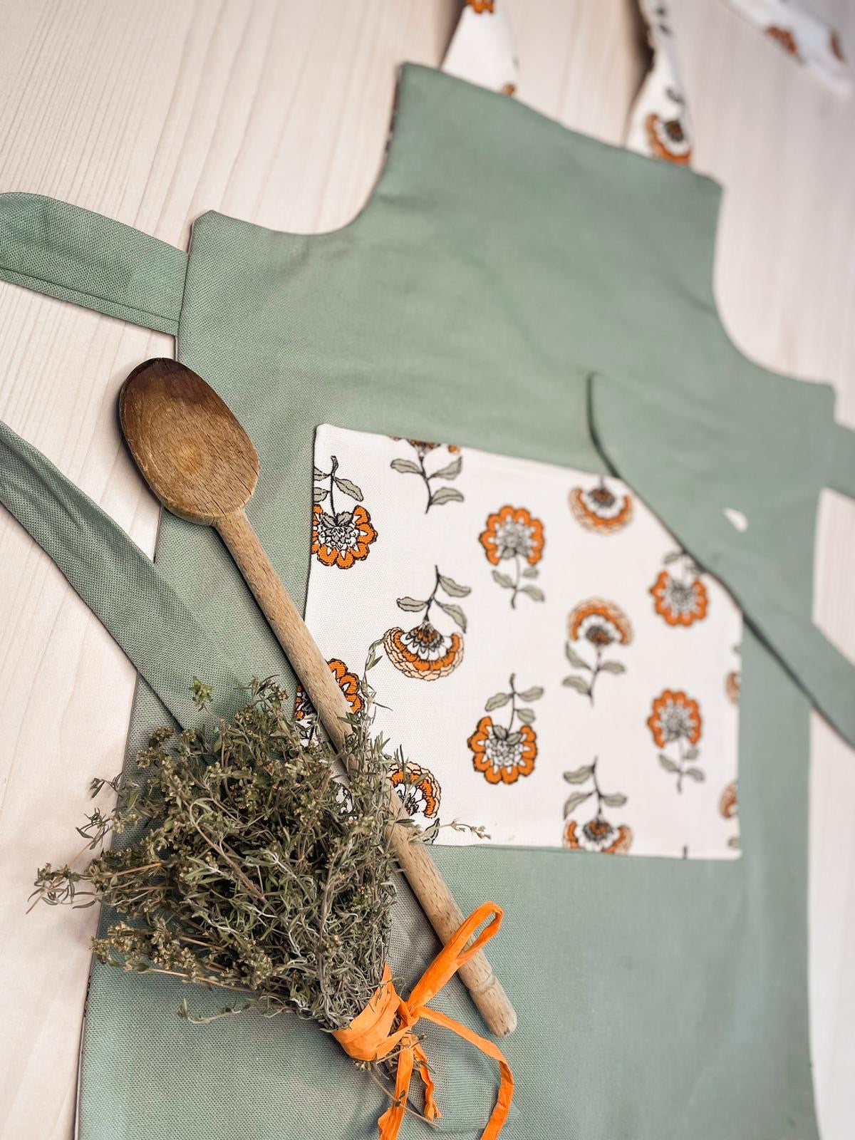 Tablier personnalisable – du 2 au 16 ans ✨