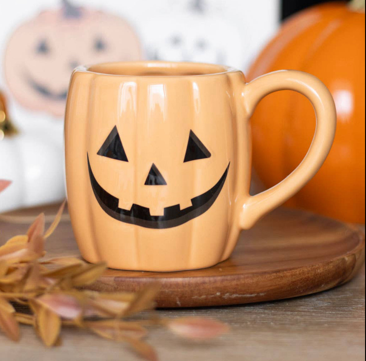 Tasse d'Halloween en forme de citrouille Jack-o'- Lantern