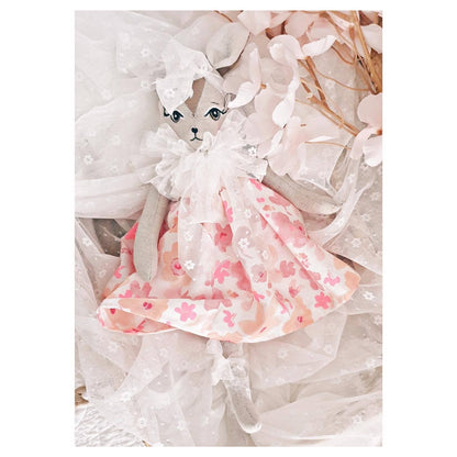 Minie poupée biche rose fleurie