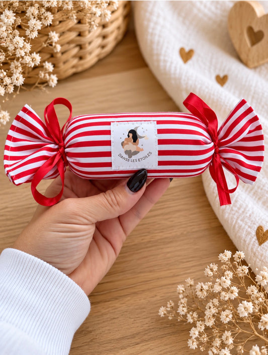 🍬 Bonbon décoratif de Noël en tissu – Rayures rouges