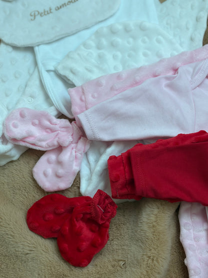 Coffret naissance – 6 pièces « Petit amour » ✨0/3 mois