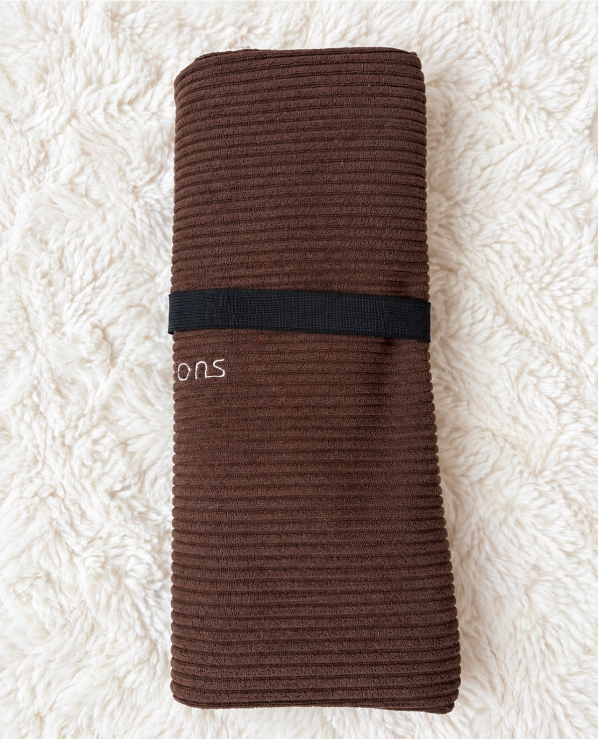 Pochette à jeux nomade personnalisable – Tapis de jeu 2-en-1 🤎