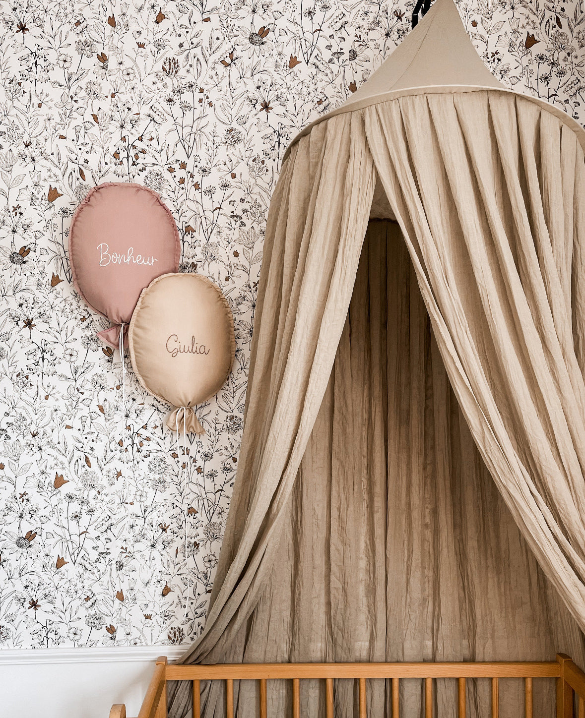 Ballon Décoratif Personnalisable – Fait Main sur Commande