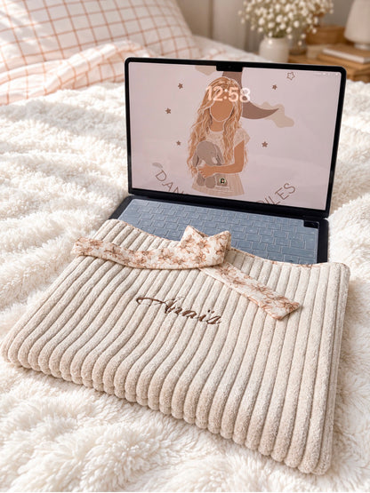 Pochette personnalisée pour MacBook & iPad Apple 💻✨