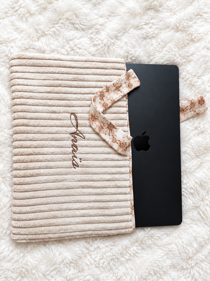 Pochette personnalisée pour MacBook & iPad Apple 💻✨