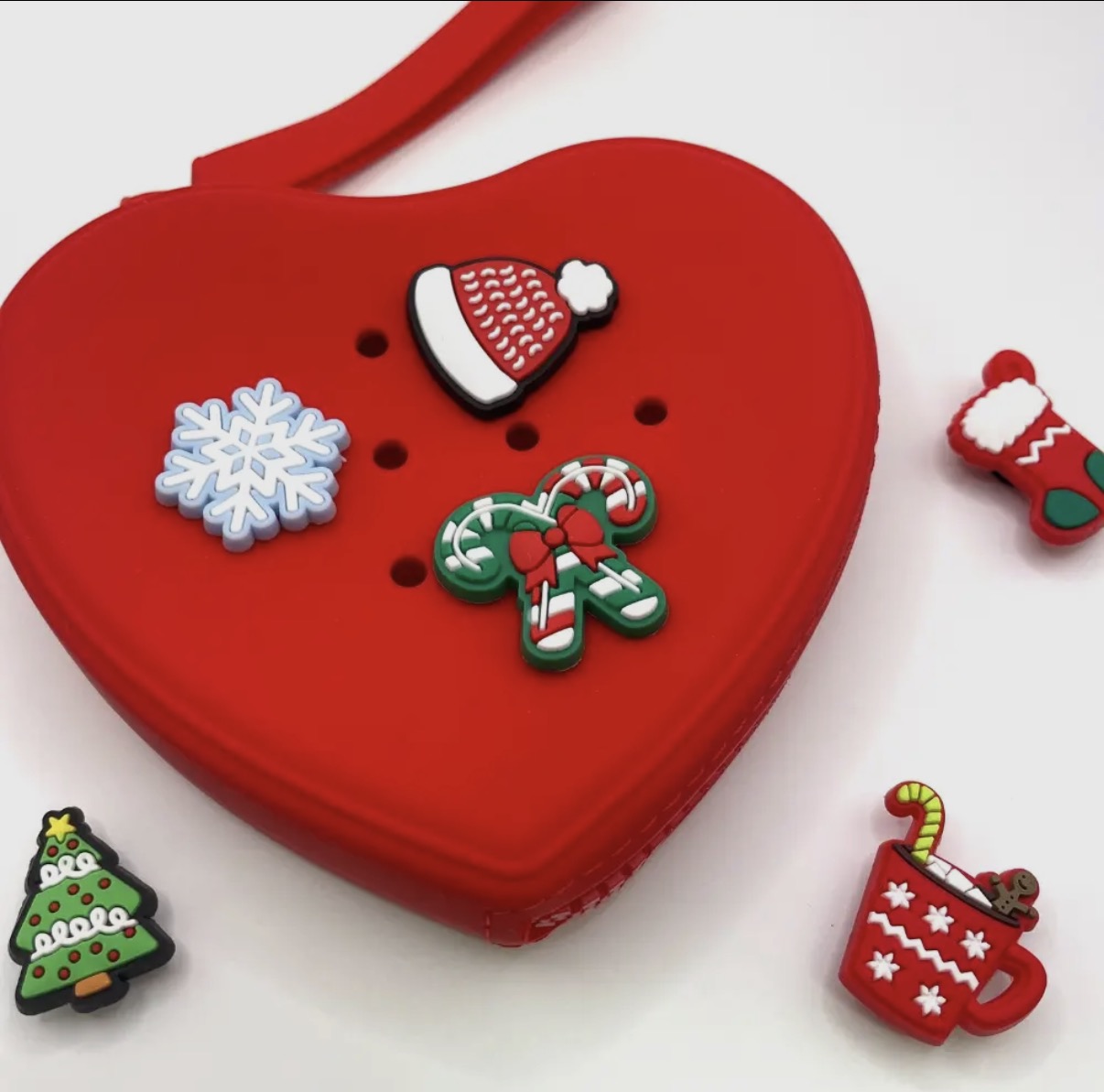 Pochette Cœur en Silicone – À Personnaliser avec Charms PETIKIDS