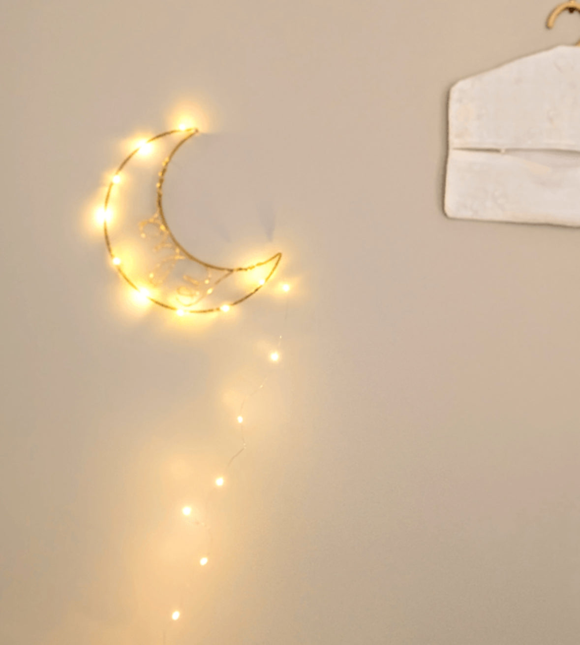 veilleuse bébé lune