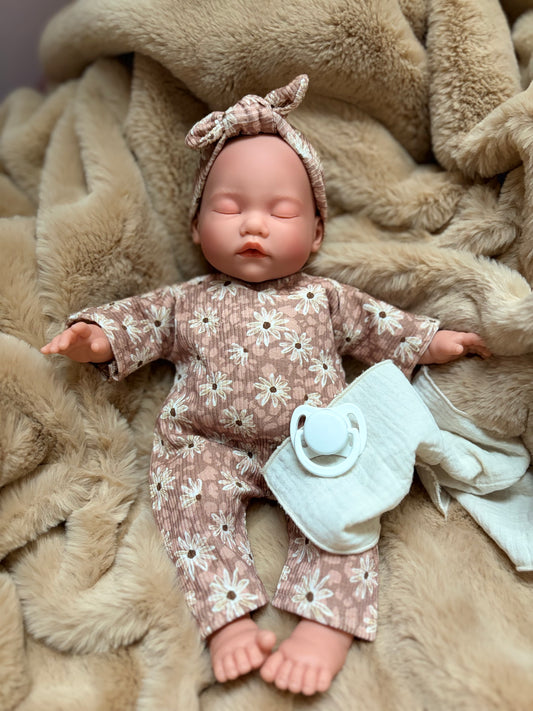 ⭐ FICHE PRODUIT – POUSSIN DORMEUR (30 CM)