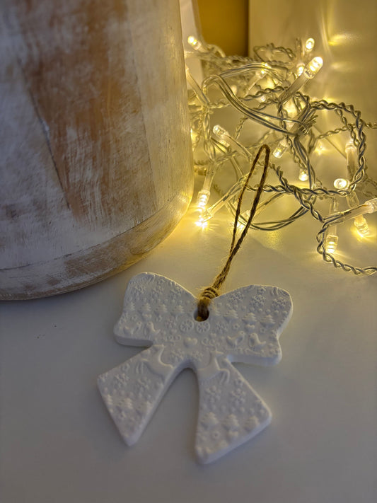 🎀 Ruban de Noël – Suspension élégante