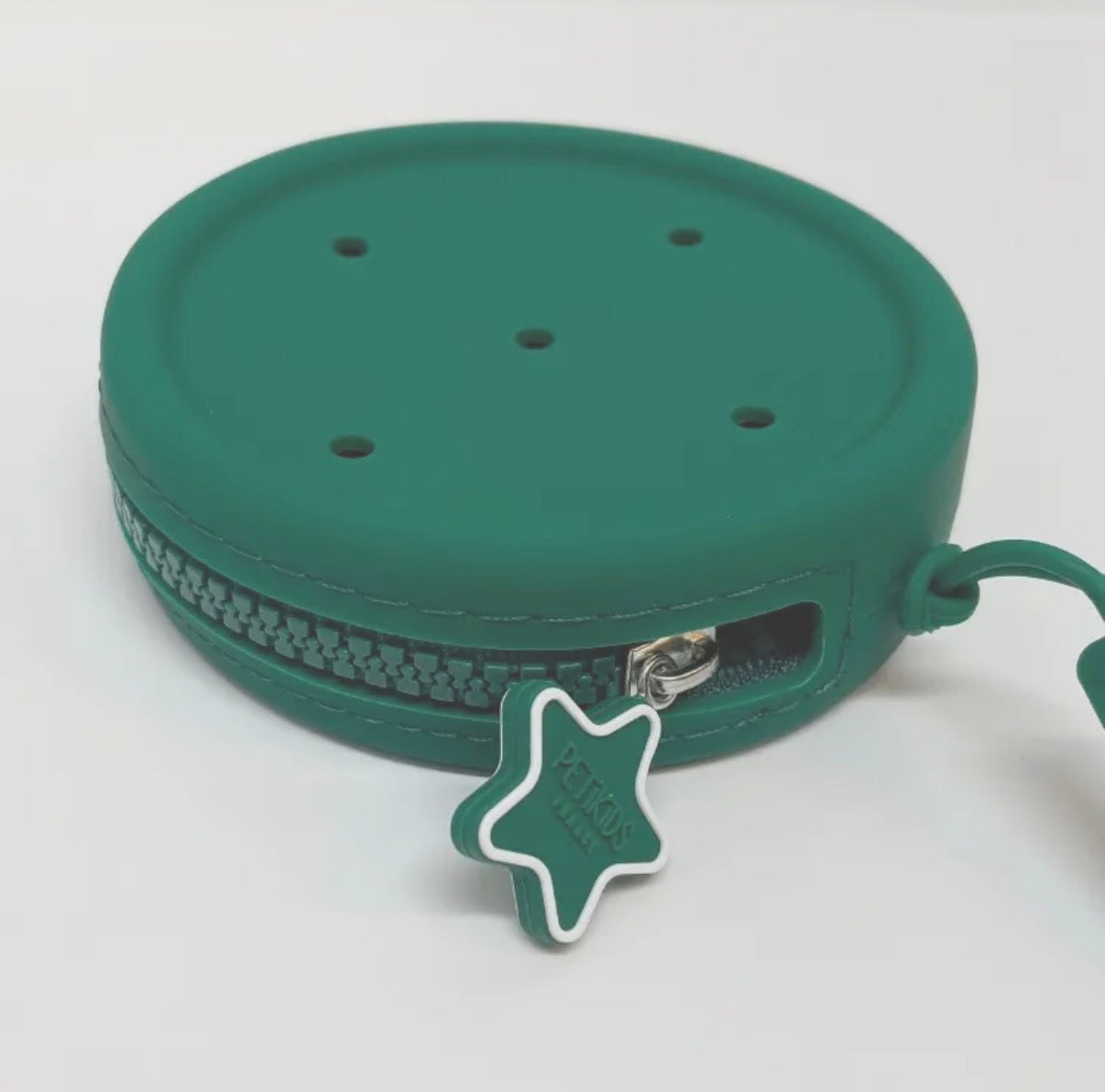Porte-monnaie silicone à personnaliser – Compatible Charms PETIKIDS