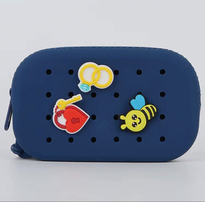 Pochettes Perforées + 3 Charms 
PETIKIDS