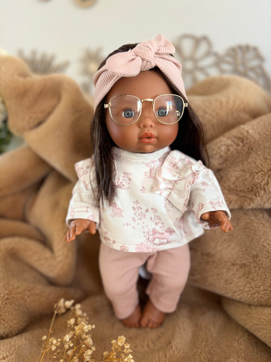 Suzette chemisier simple et pantalon