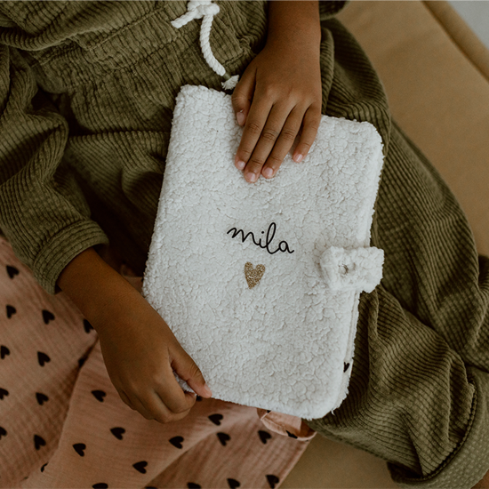 PROTÈGE CARNET DE SANTÉ
MOUMOUTE