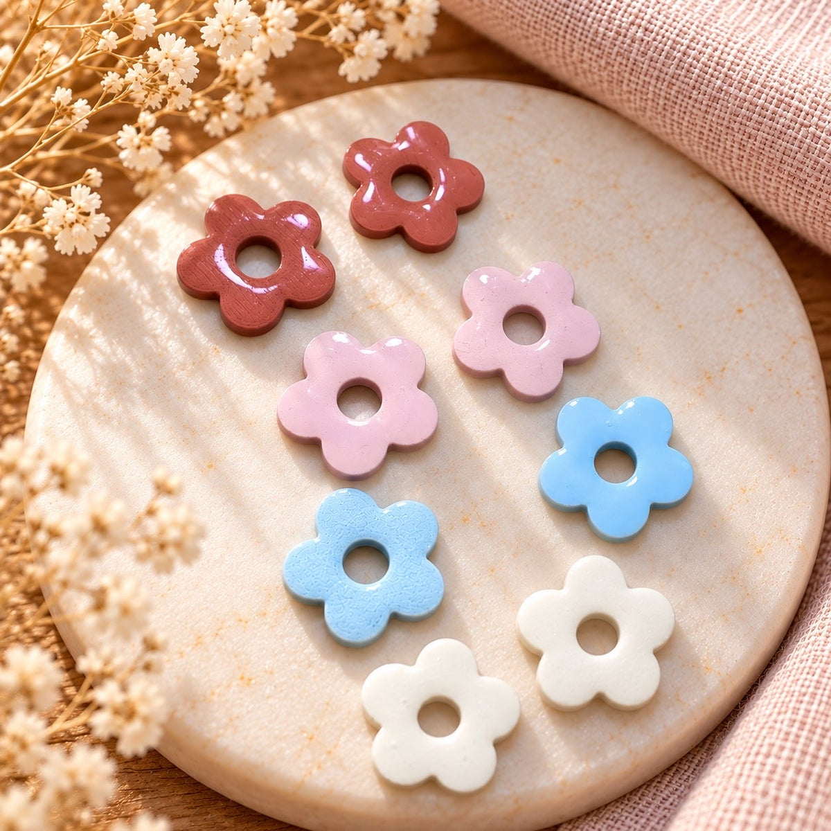 🌸 Boucles d’oreilles Créoles Fleuries – Pampilles interchangeables