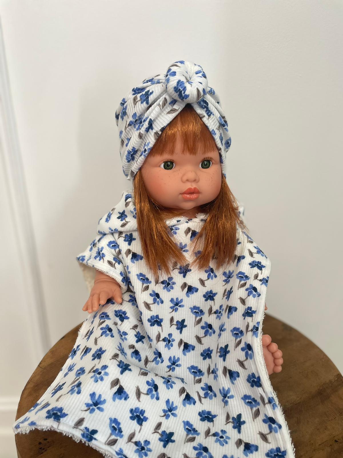 Poncho & Turban fleuris – Création artisanale pour poupées