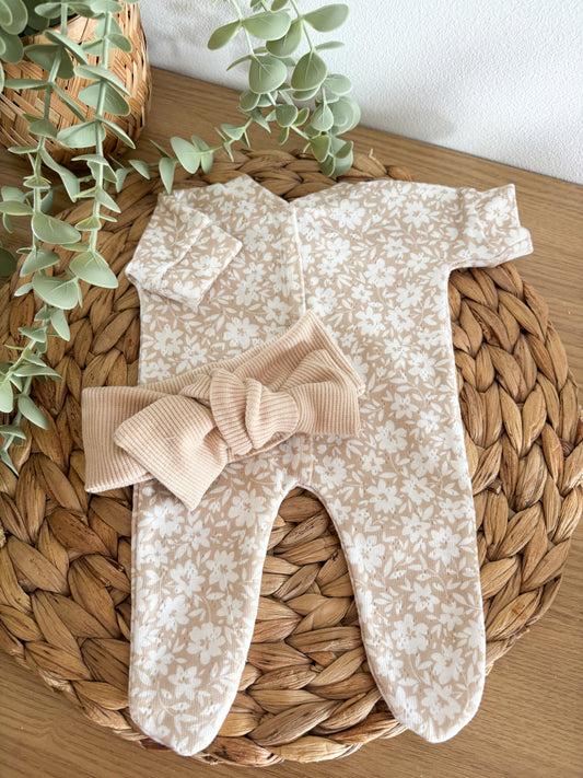 Ensemble deux pièces – Pyjama fleuri & nœud beige
