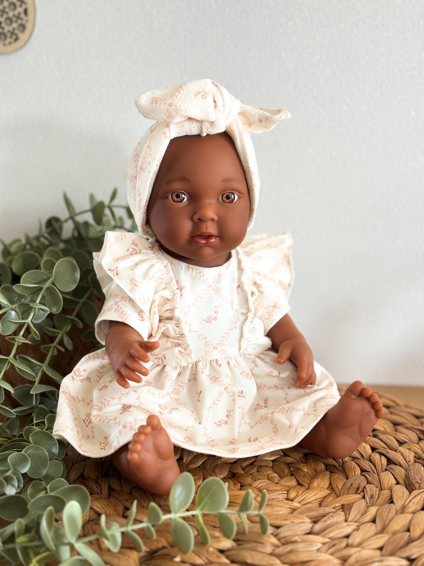 Robe à volants & bandeau assorti – Poupée 28 à 34 cm