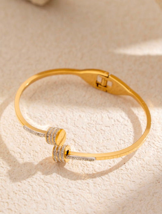 Bracelet Jonc Doré Éclat Cristallin – Acier Inoxydable