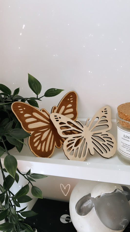 Papillons murale