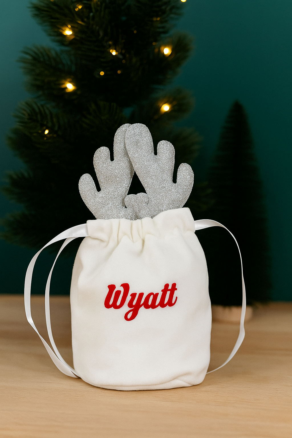 🎁 Pochon de Noël personnalisé – modèle