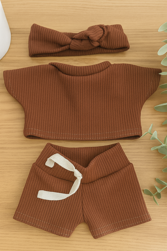 Tenue trois pièces chocolat