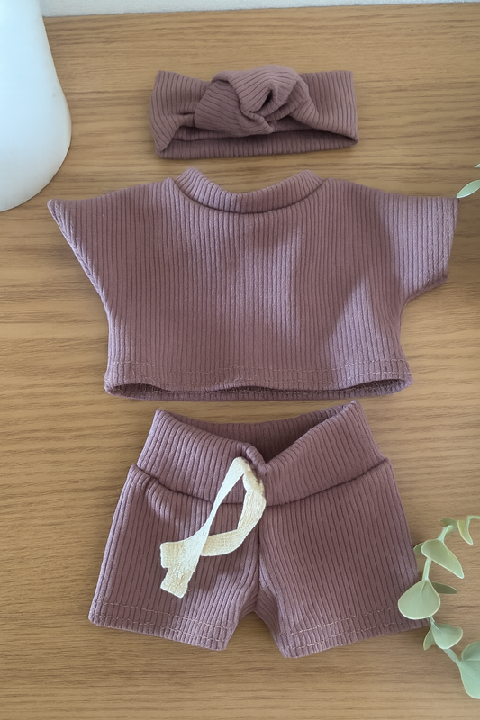 Tenue trois pièces violette