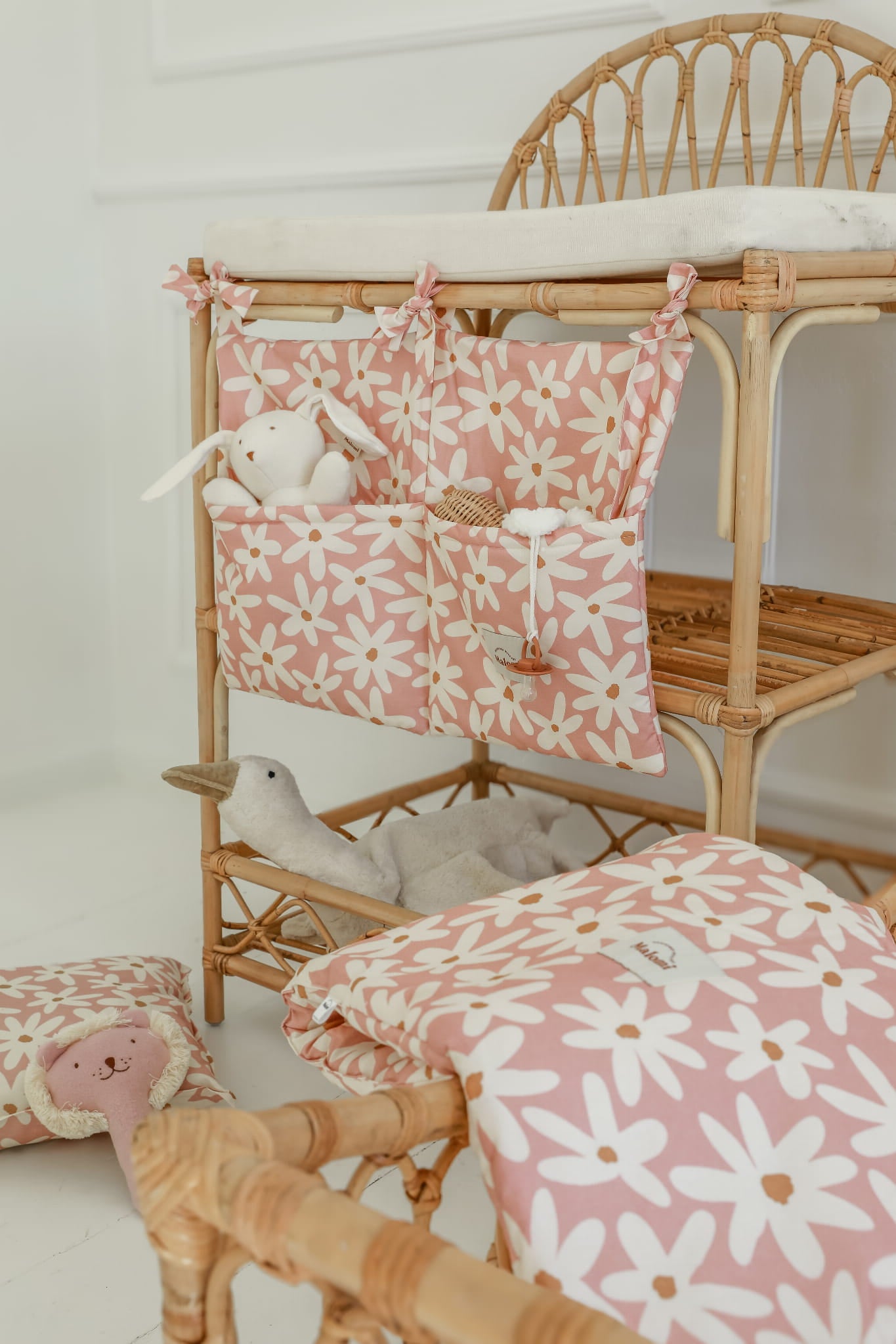 Organisateur de berceau Blush Daisy