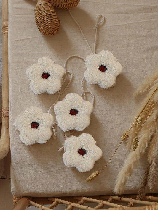 GUIRLANDE DE MARGUERITES ÉCRU