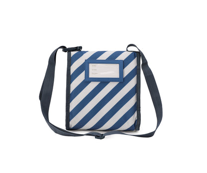 Sac à Goûter Isotherme Stripes Blues & Beyond Monnëka précommande