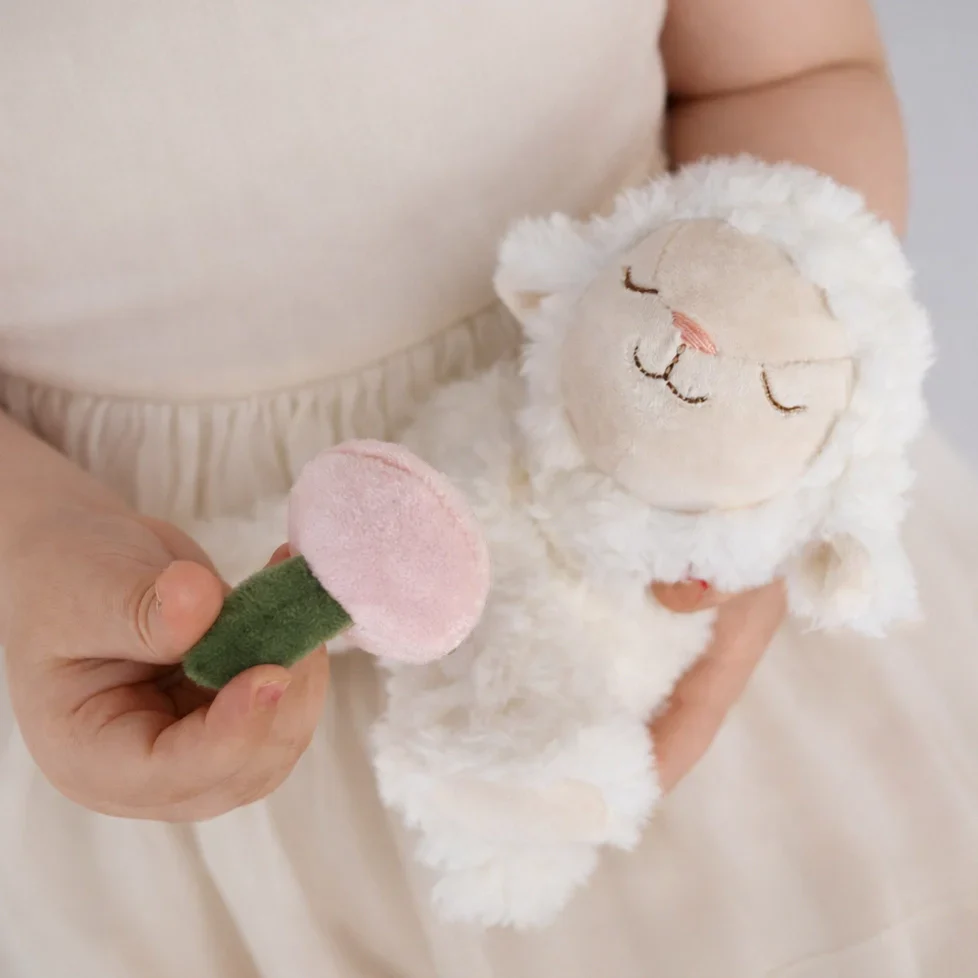 Binky Lamb - Mai