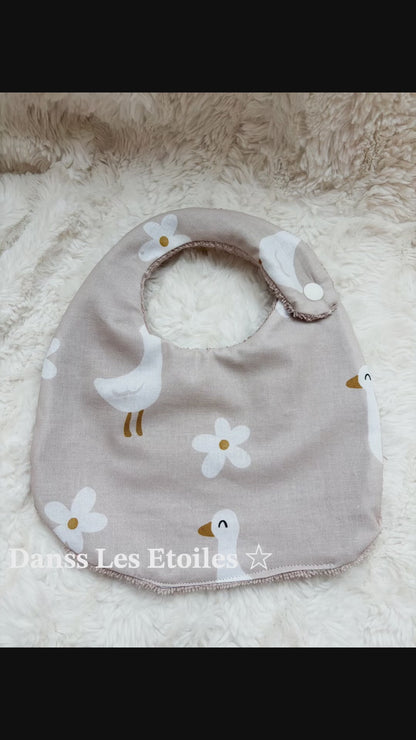 Bavoir bébé artisanal – personnalisable 🤎